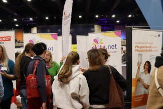 Viele interessierte Schüler*innen besuchten unseren Stand.